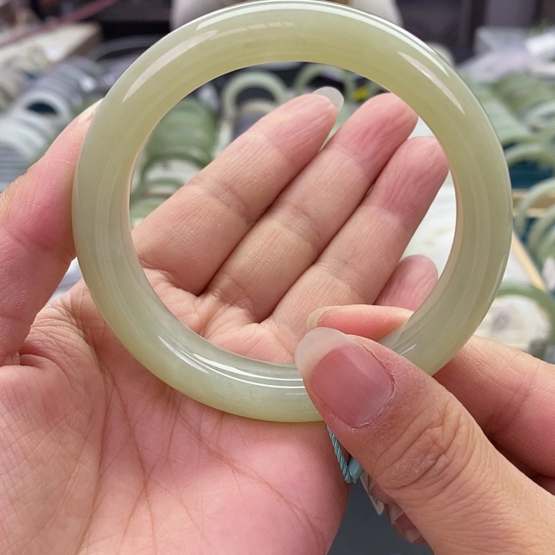 和田玉未镶嵌珠宝奇石和田玉手镯56.57