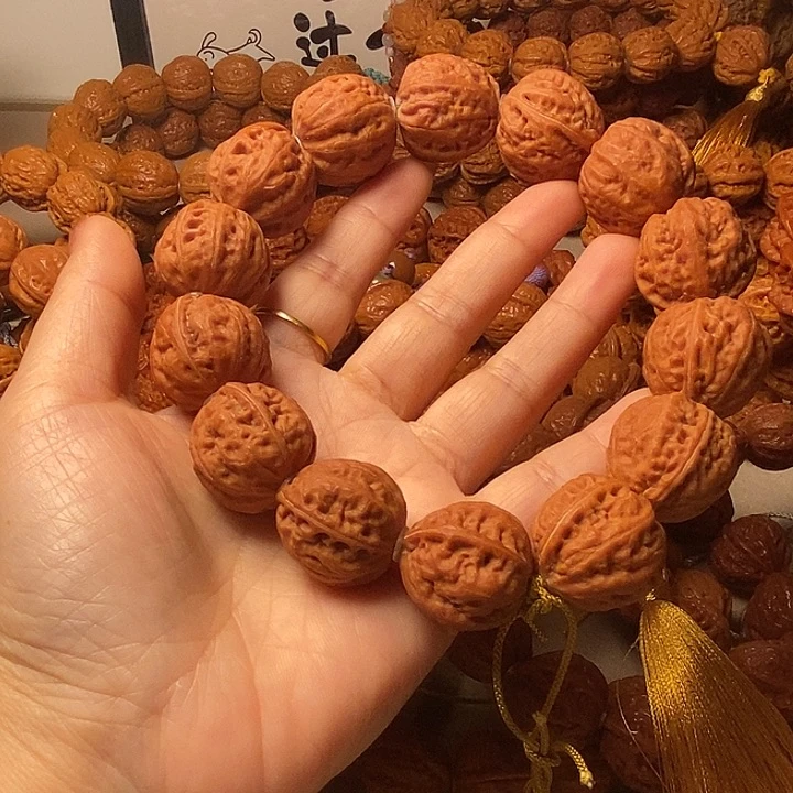 一***秋文玩核桃手串白茬