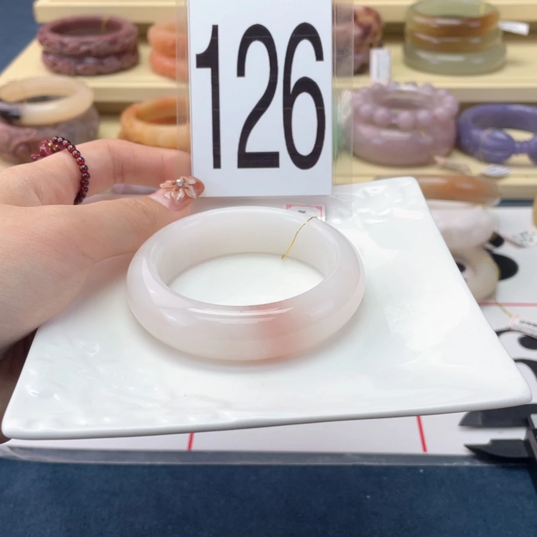 石英质玉未镶嵌手镯