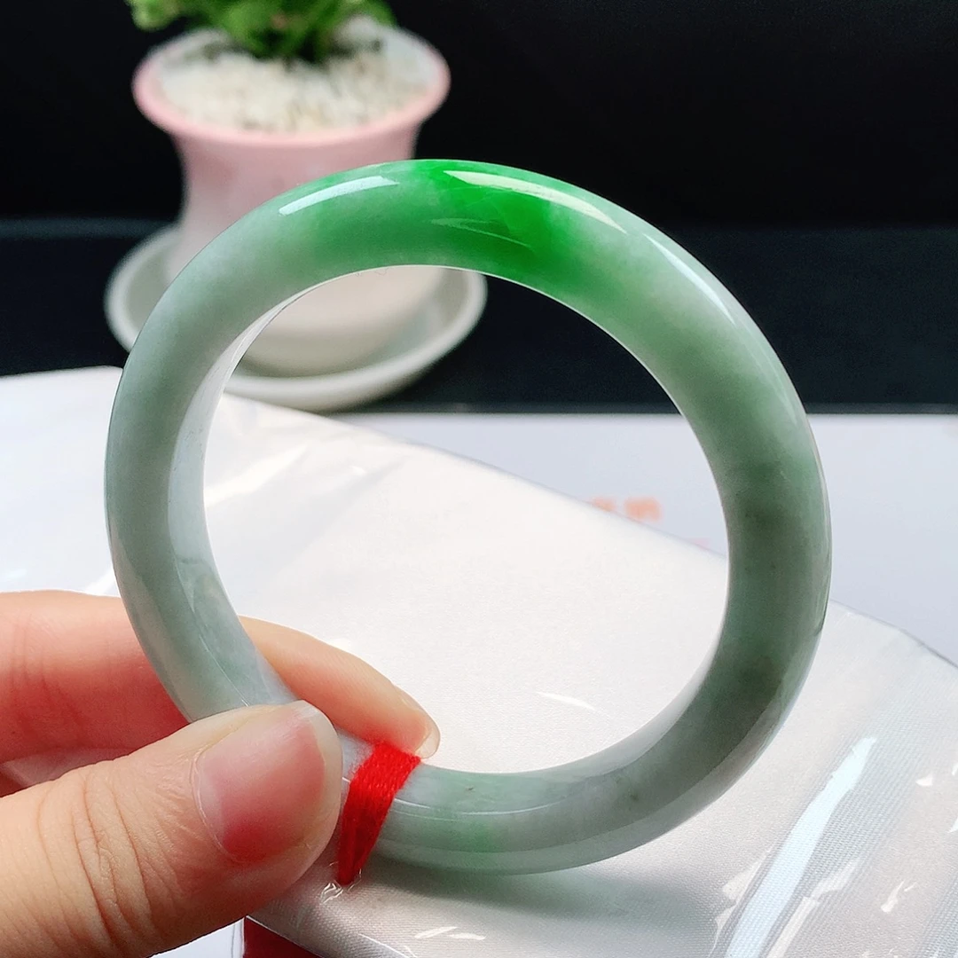 翡翠未镶嵌手镯614