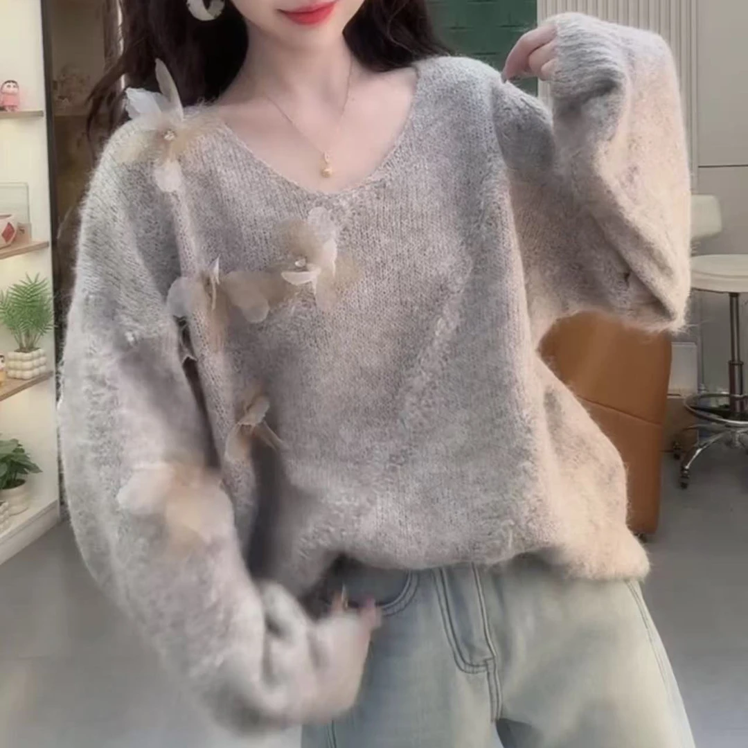 今年流行穿搭2025秋冬新款温柔风立体花朵针织毛衣小众长袖上衣