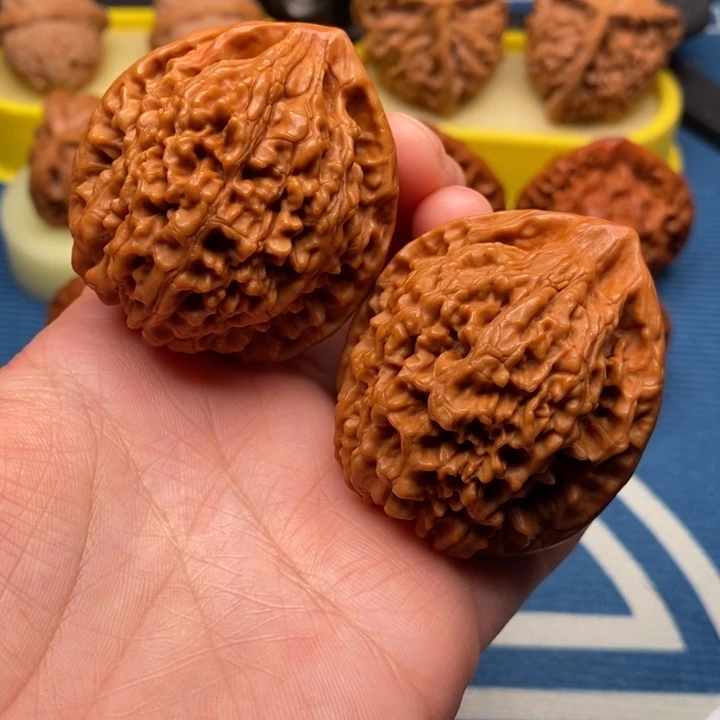 文玩核桃把件大官帽