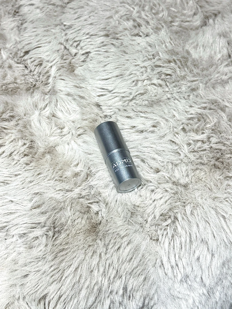 《XBING同学》冰冰自留香膏固体