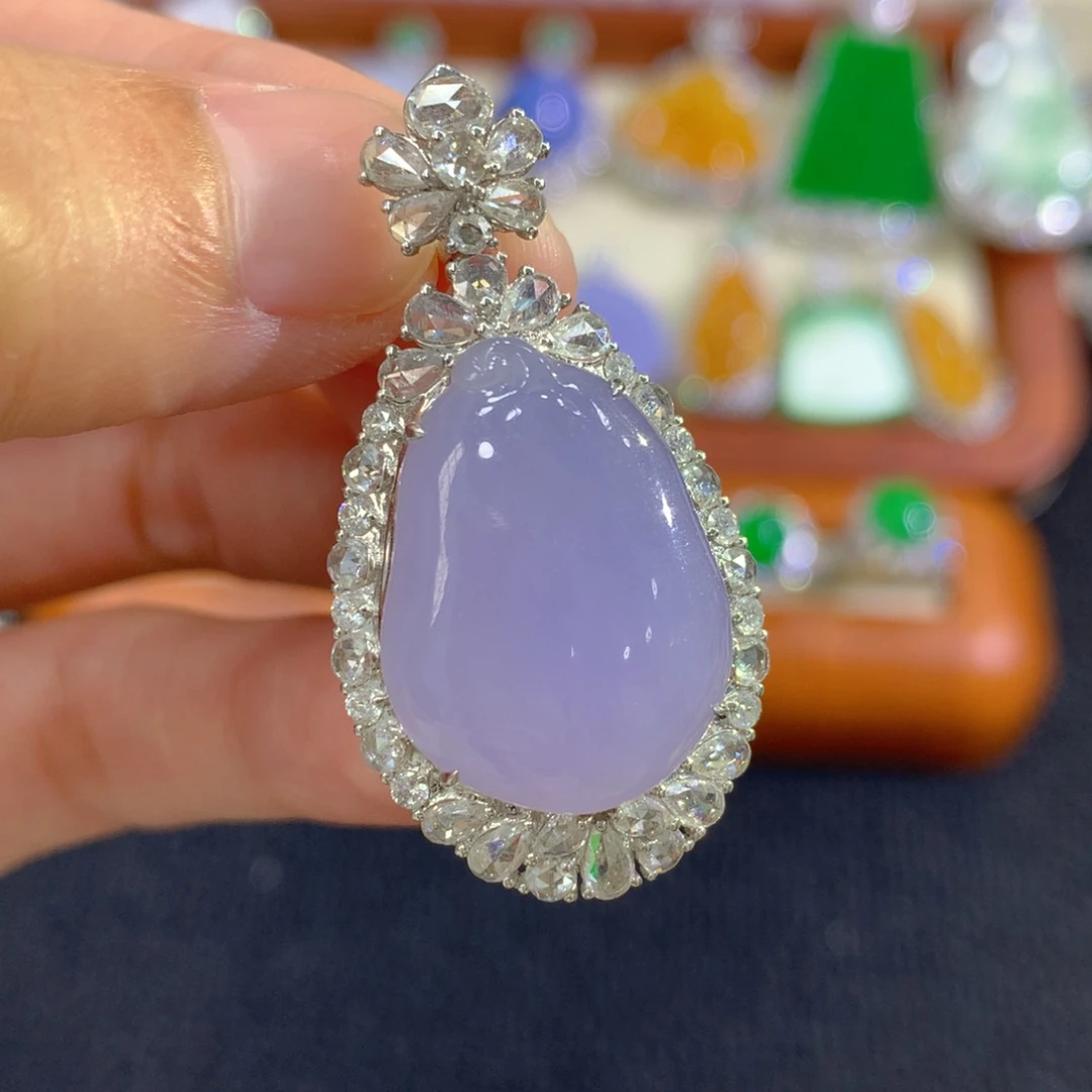 翡翠18K金镶嵌吊坠(不含链)福瓜