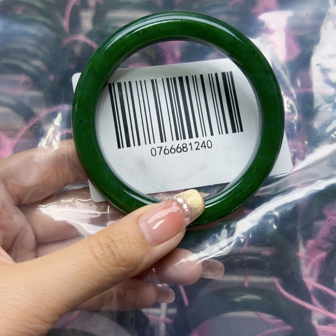 和田玉（碧玉）手镯未镶嵌61