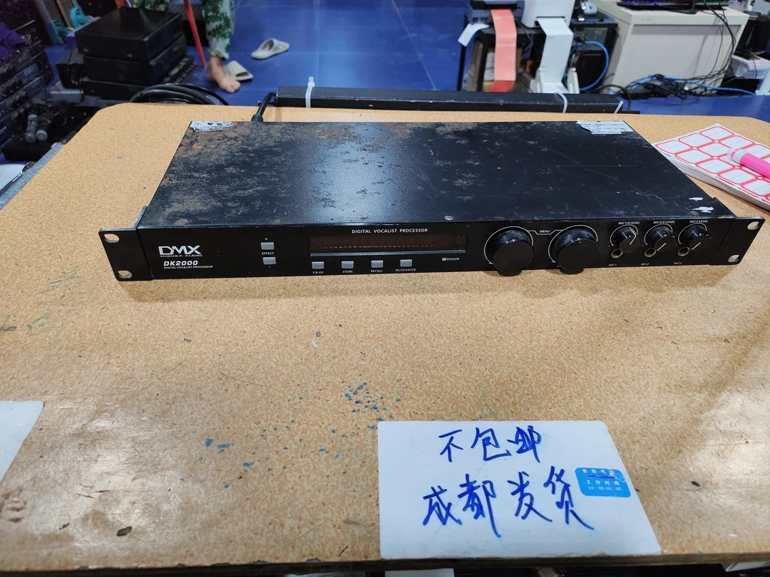 8新  二手DMX效果器，坏的，需维修，成色差，不包邮，不退不换