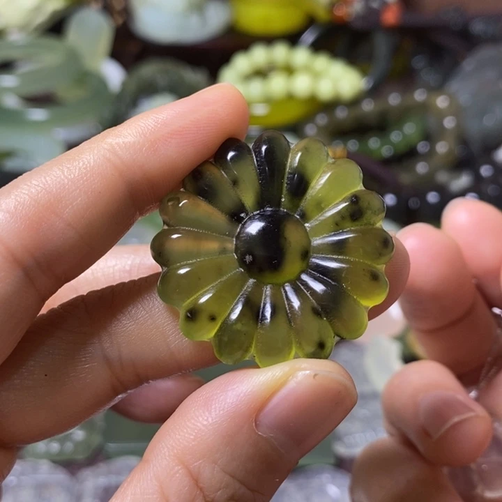 岫玉天然岫玉挂件未镶嵌