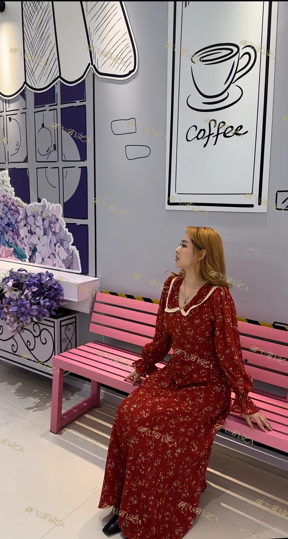 小碎花法式风格红色连衣裙