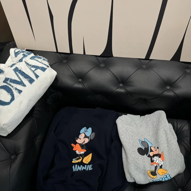 Ni Ni定制款前后印必留气质冬款加绒百搭卫衣