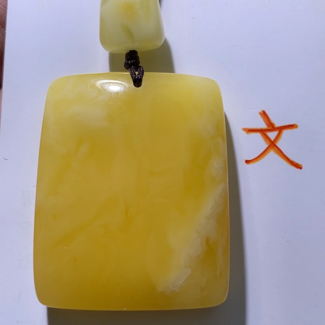 琥珀未镶嵌珠宝奇石16