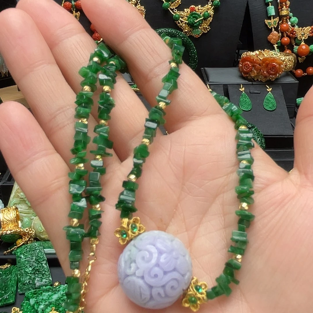 翡翠未镶嵌颈饰翡翠