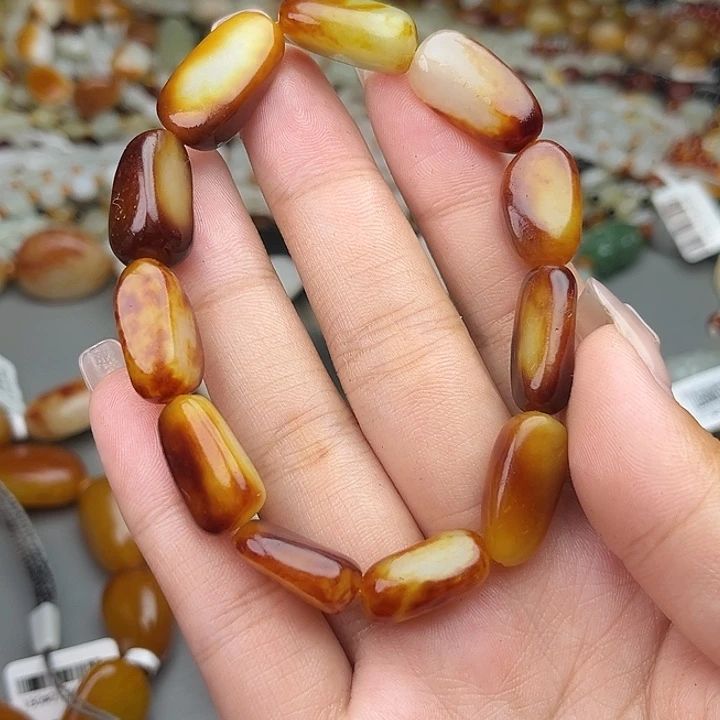 和田玉（糖玉）未镶嵌手链