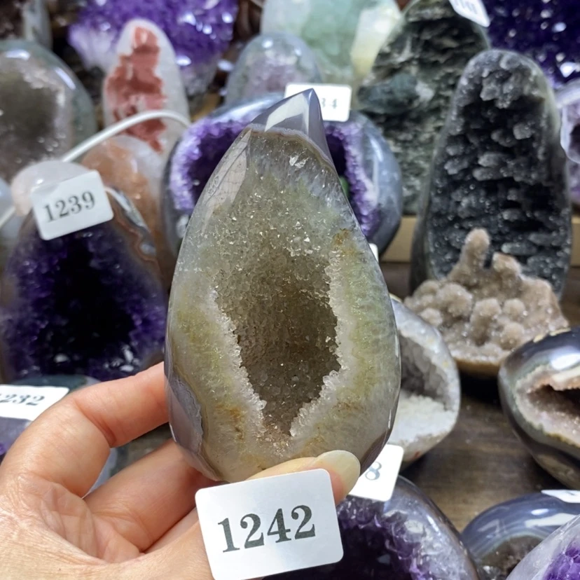 【闪购商品】未镶嵌大型摆件（非配饰）紫晶