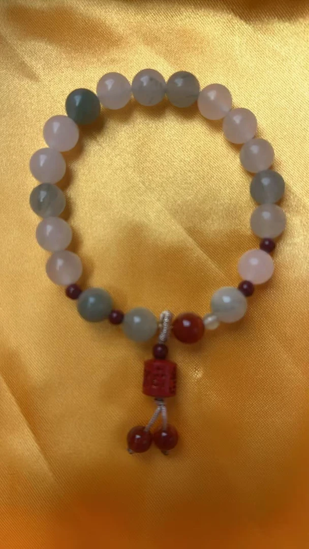 K05金丝玉精美手串