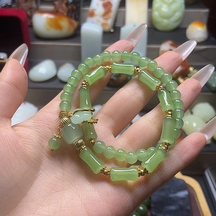 和田玉未镶嵌项链