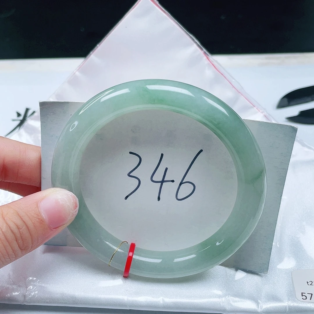 翡翠未镶嵌手镯57+圆条