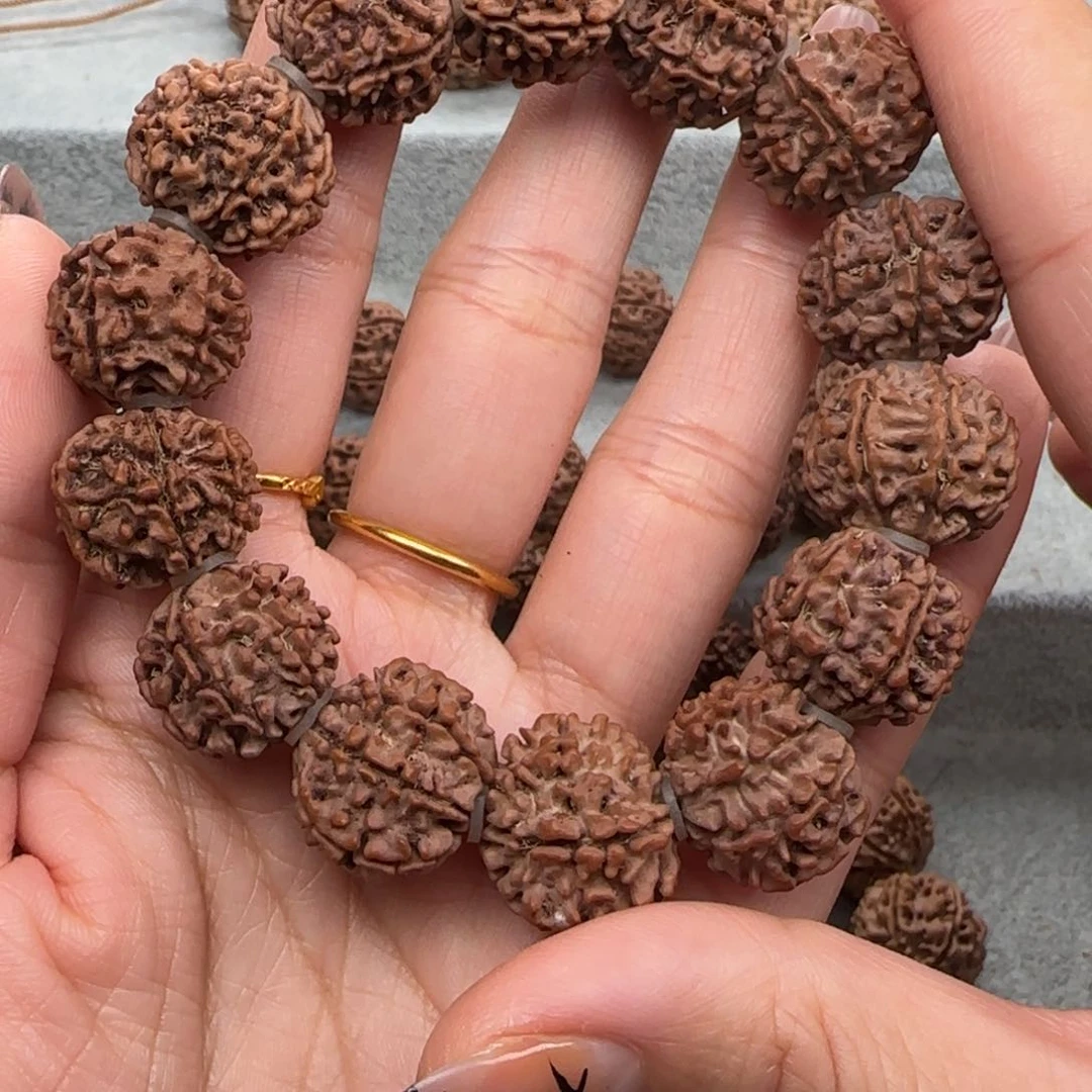 金刚菩提手串l****?18七瓣粉丝