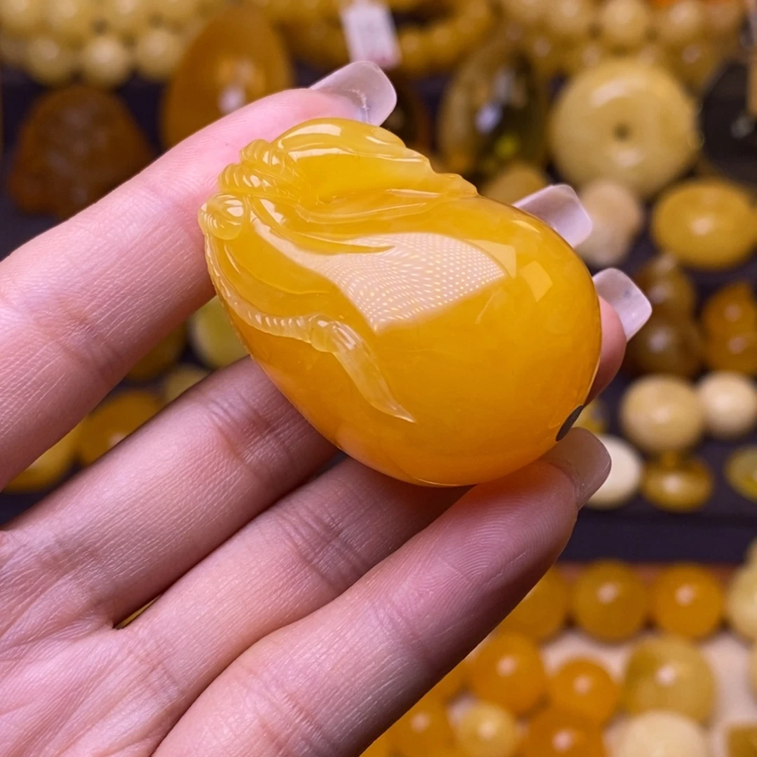 裸石琥珀未镶嵌钱袋挂坠