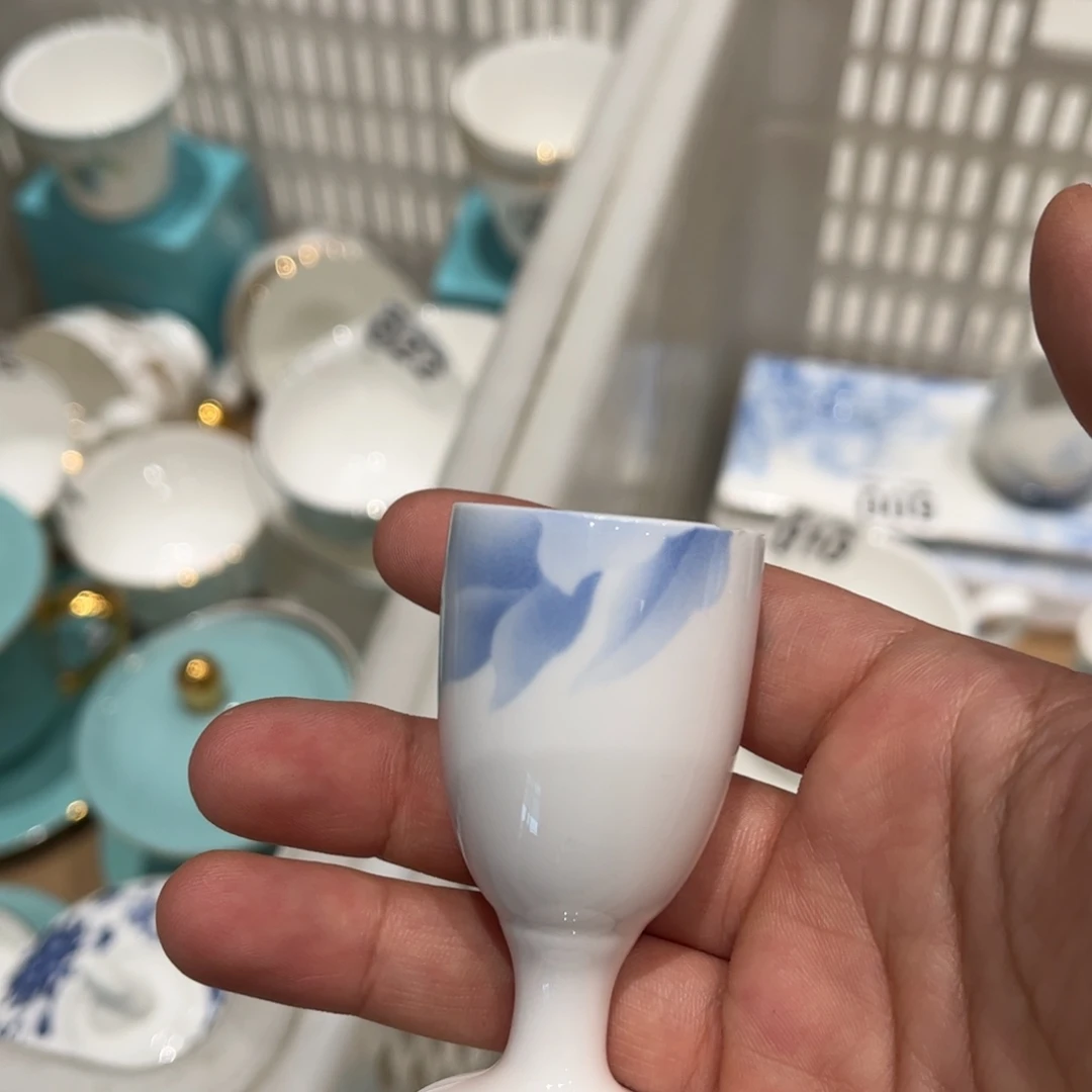 骨瓷国色天香酒杯