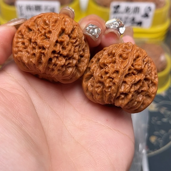 桃核吊坠38-5985-02