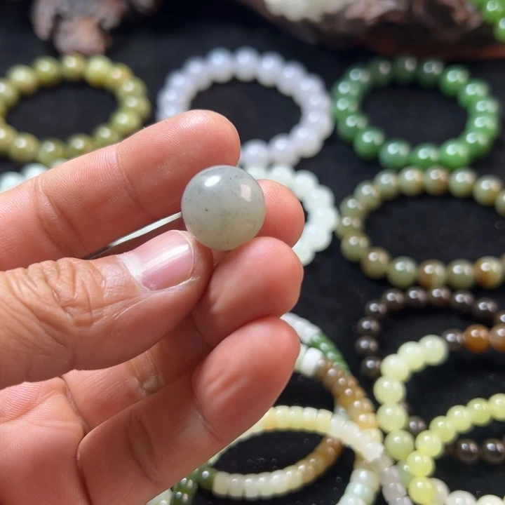 和田玉（糖玉）未镶嵌手链