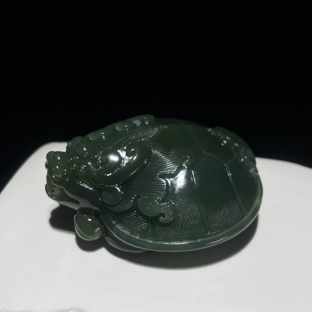 A25-玄甲灵润 和田玉