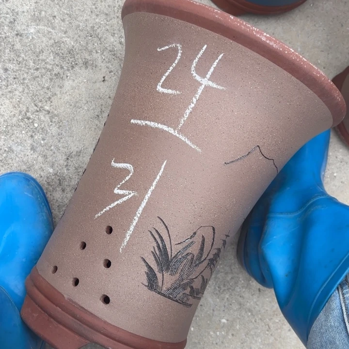 紫砂花盆紫砂的颜色