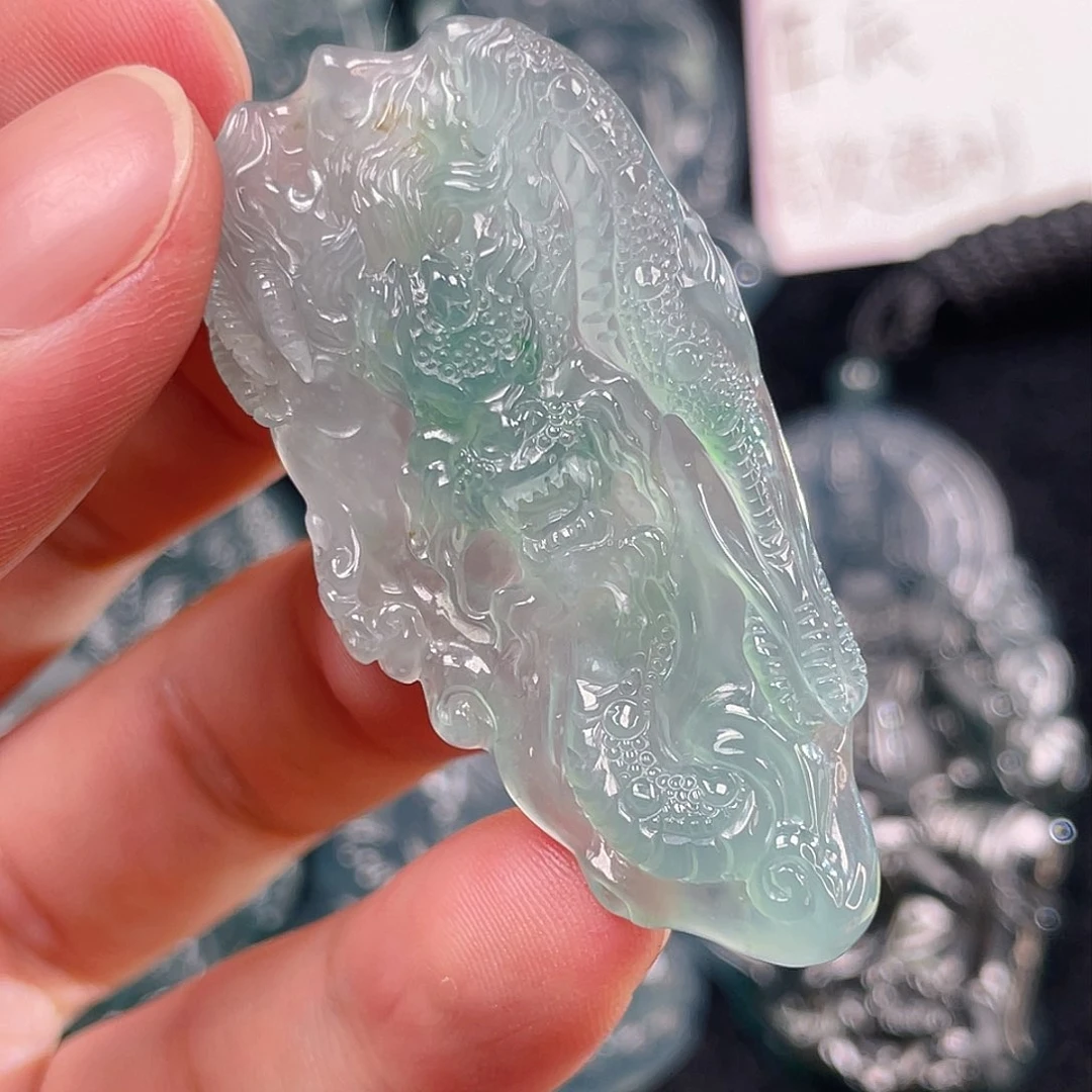 颈饰未镶嵌翡翠5，