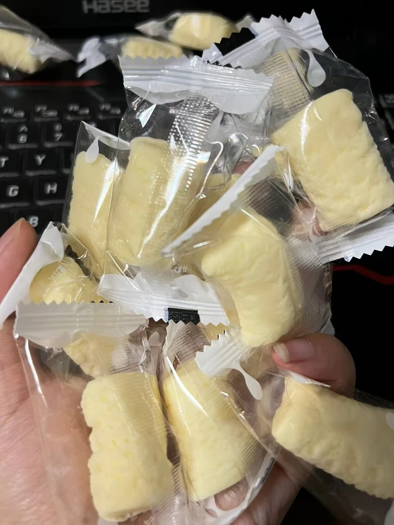 新疆特产奶醇奶疙瘩营养奶酪香乳制即食零食