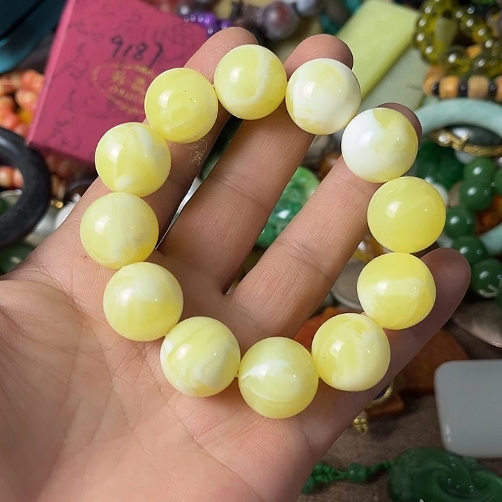 未镶嵌和田玉（糖玉）挂件
