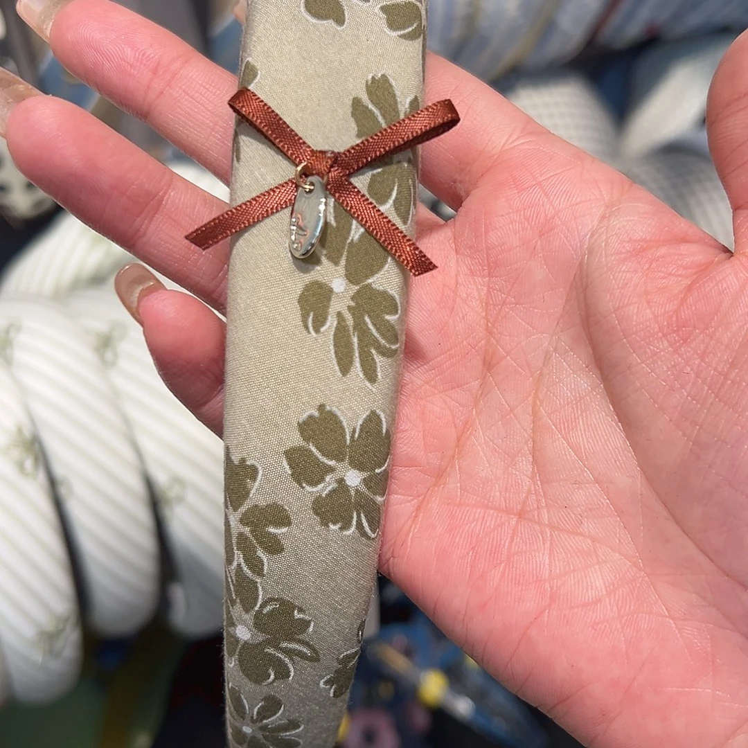 小****布艺铁合金绿色发箍