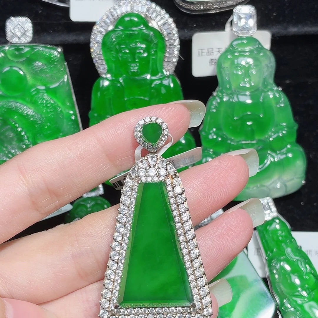 翡翠银S925镶嵌颈饰