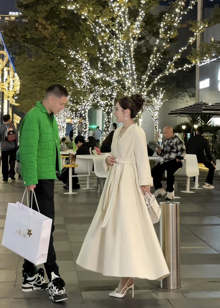 【冬装新款】DY66冬季显瘦时尚气质大摆后开叉斗篷双面羊毛呢大衣