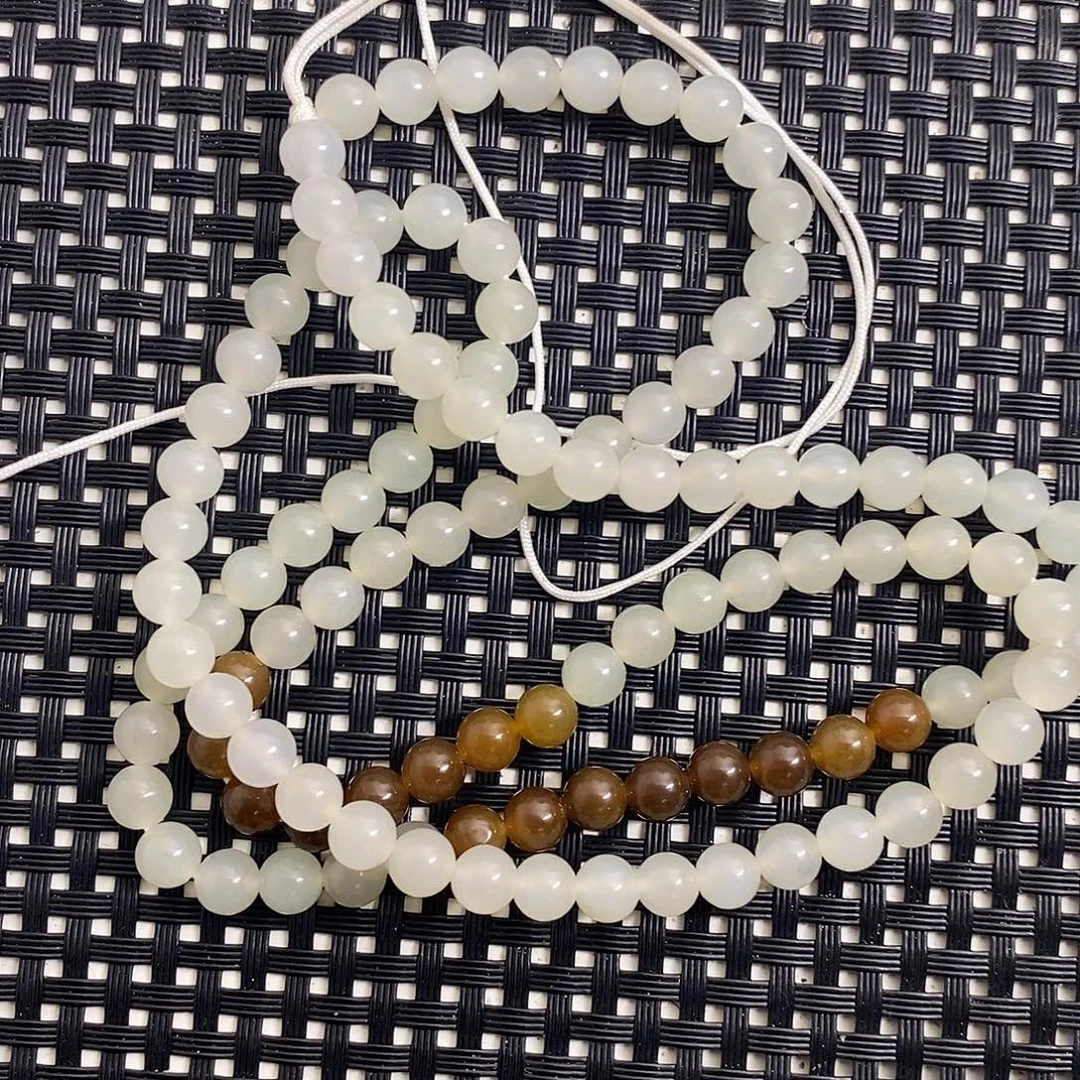 和田玉未镶嵌项链