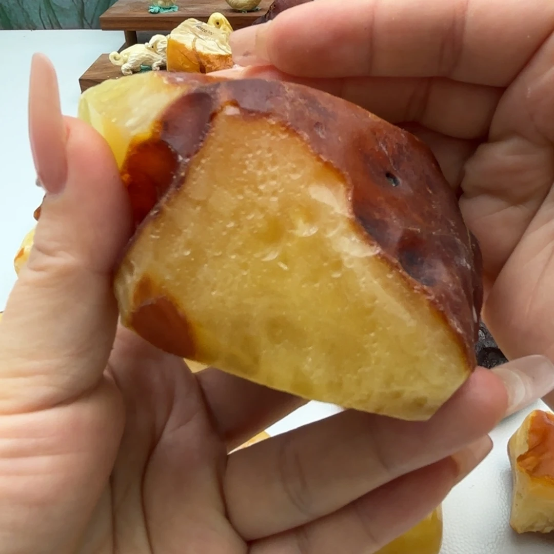 不***可定制琥珀未镶嵌琥珀