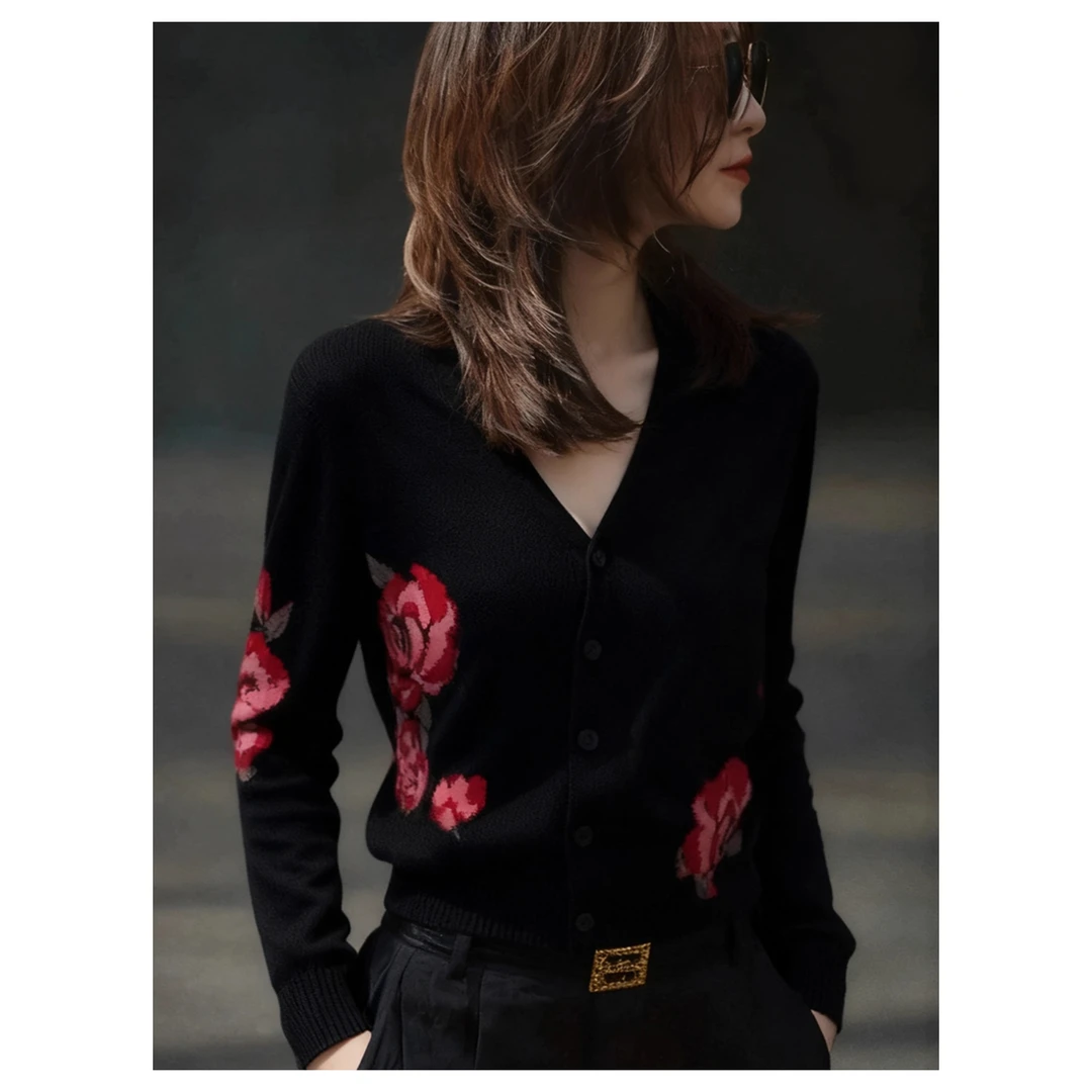 优雅小香风黑色印花V领长袖针织开衫女秋季新款百搭洋气宽松上衣