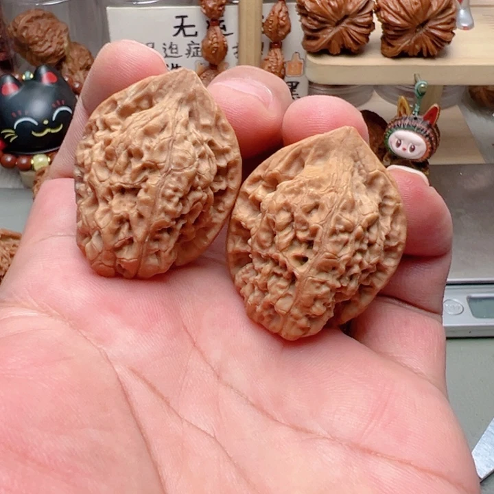 吊坠文玩核桃33尺官帽