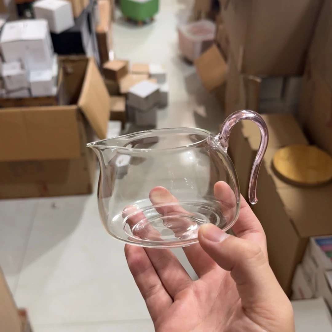 2019粉把公杯（微瑕，介意勿拍）