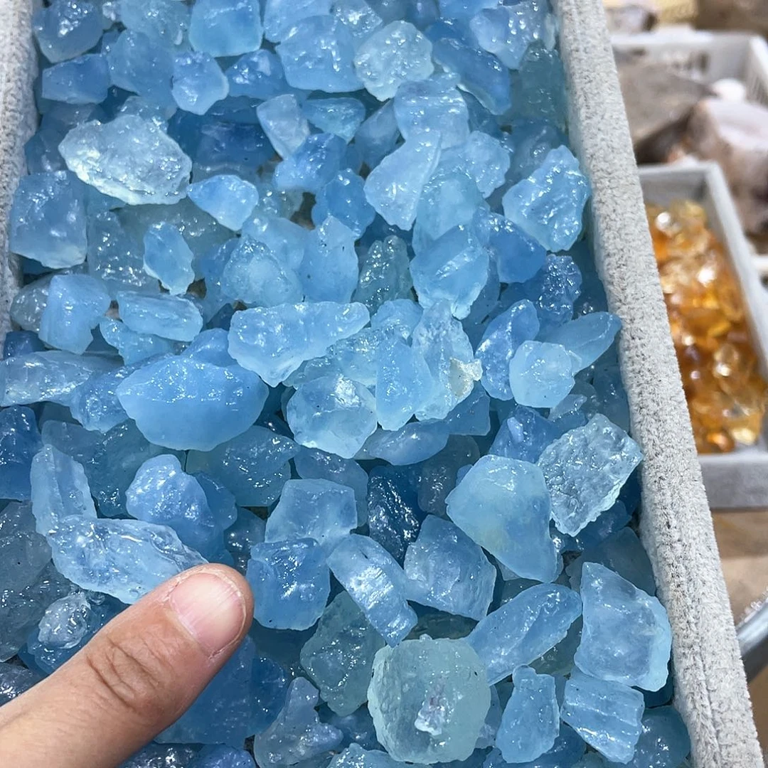 水晶摆件…..未镶嵌30g
