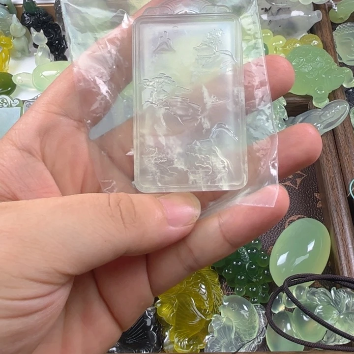 岫玉未镶嵌吊坠(不含链)壁**仞