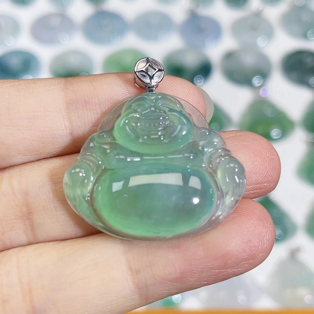 颈饰18K金镶嵌翡翠吊坠