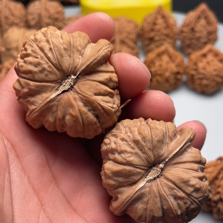 文玩核桃吊坠文玩核桃文玩核桃