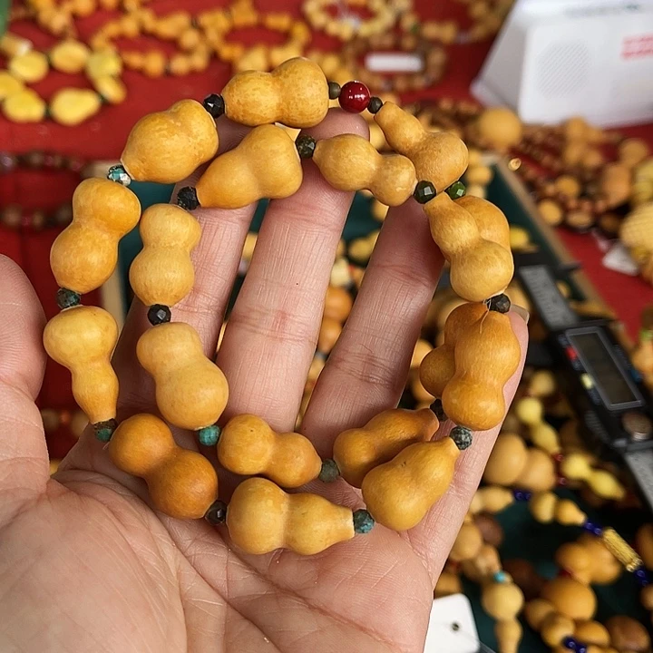 大叶紫檀（黑酸枝木类）