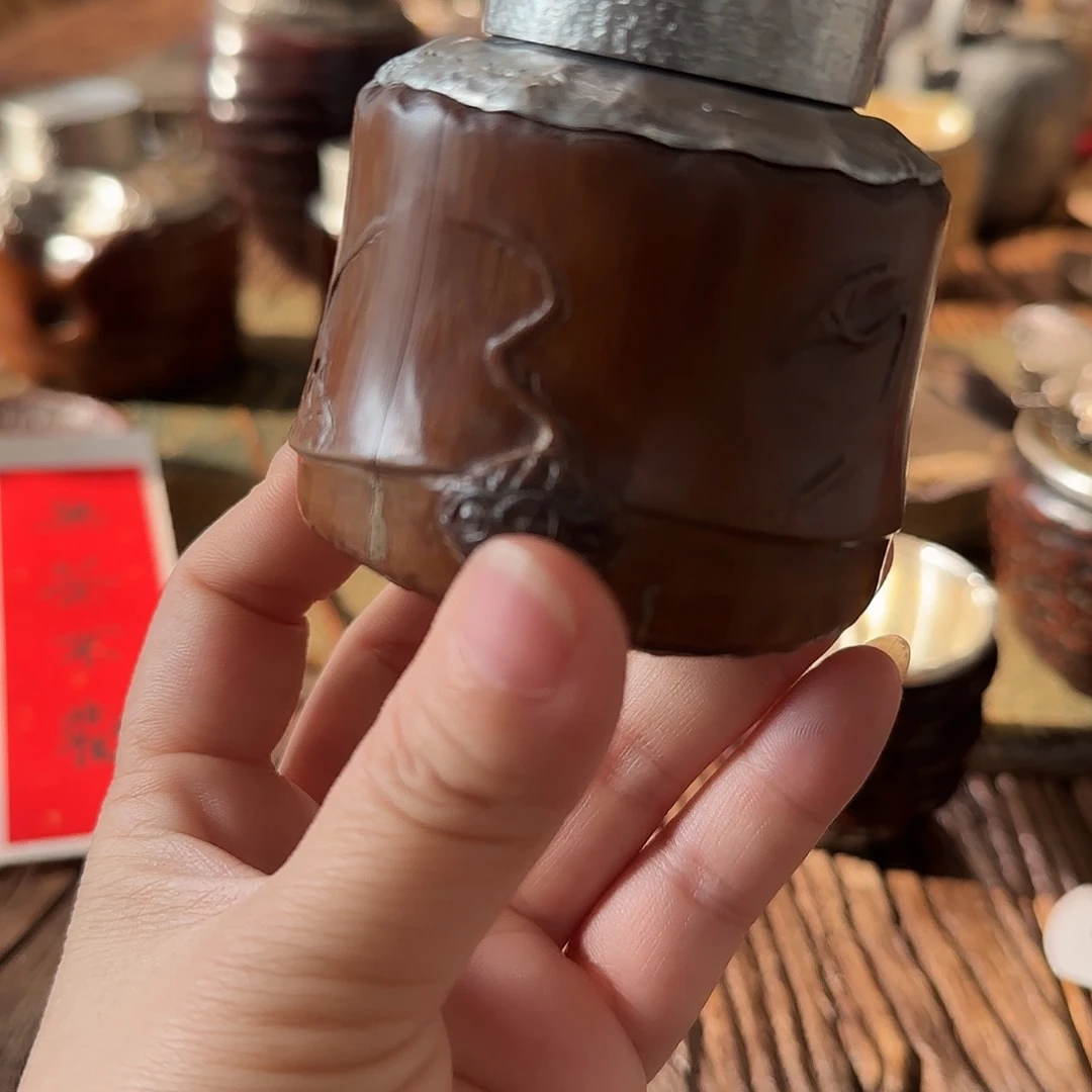 巴***卡老竹根包锡茶叶罐