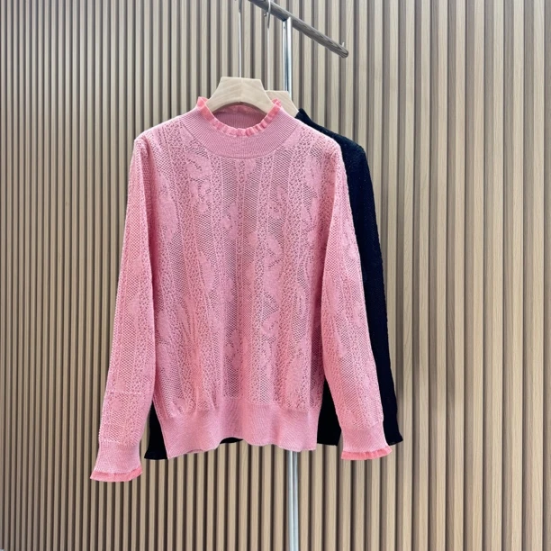 秋季半高领蕾丝花边镂空羊毛打底针织衫