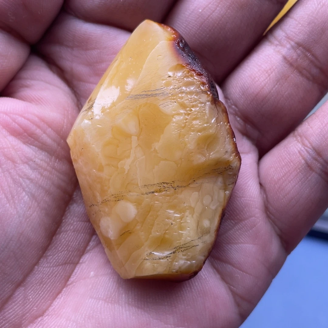 弓***定制琥珀未镶嵌蜜蜡定制