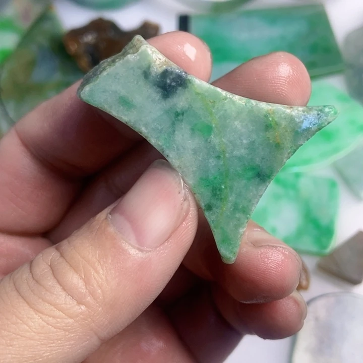 翡翠散珠天然翡翠A货挂件