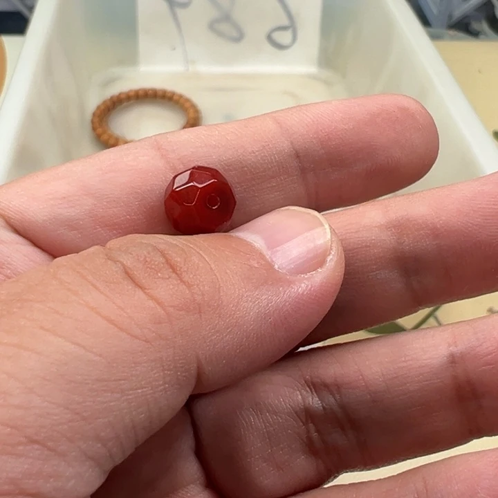 吊坠白玉菩提红色3209