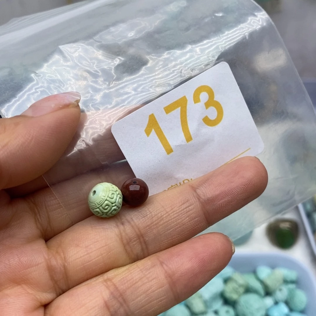 未镶嵌南红玛瑙珠宝奇石