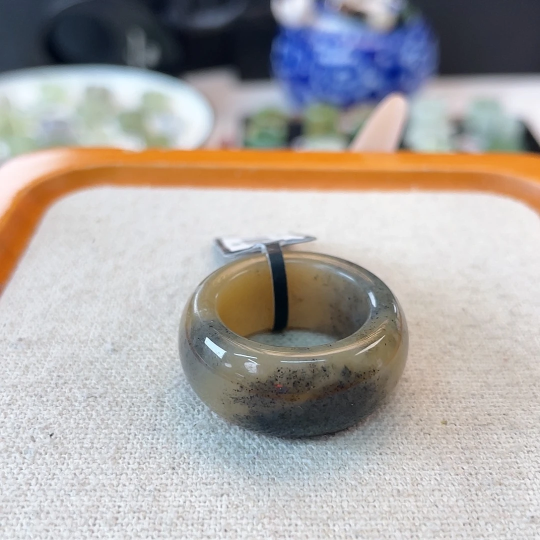 未镶嵌戒指和田玉c15 糖青花墩墩18.2